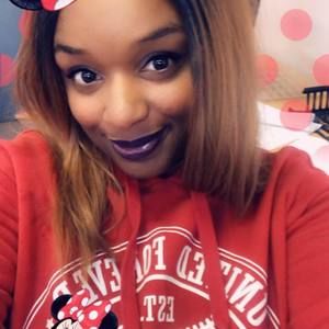 Meet your Posher, Dulce